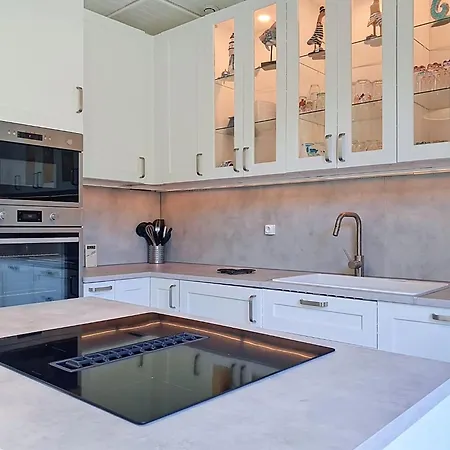 Casa vacanze Mayne By Interhome