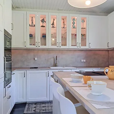 Casa vacanze Mayne By Interhome