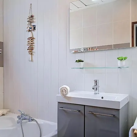 Casa vacanze Mayne By Interhome *